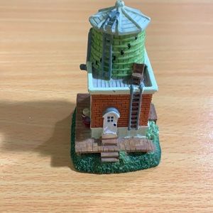 An exclusive, liberty falls water tower.